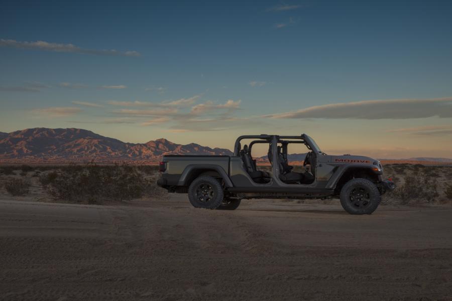  Jeep Gladiator Mojave (JT) 2020 года  (NA) (фото 6 из 58)